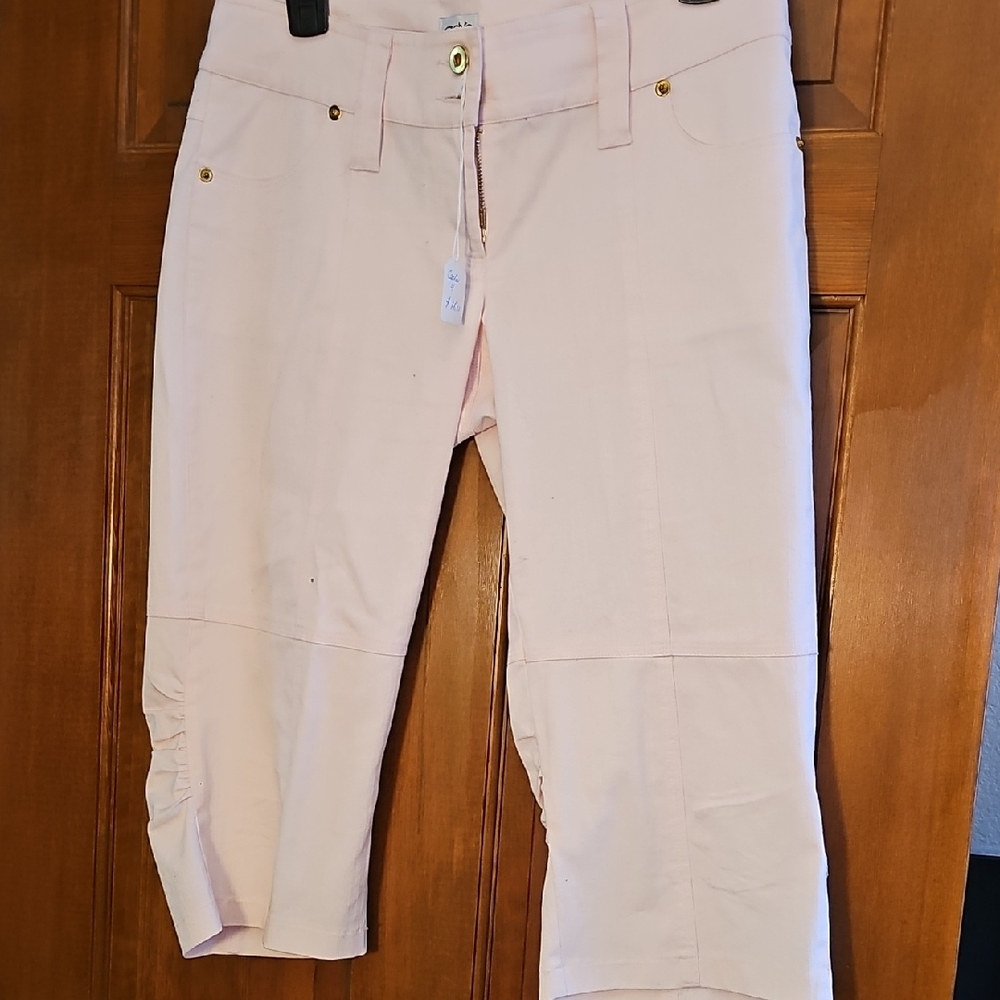 Cache Light Pink Capris